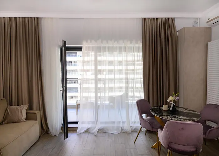 Black Pearl Loft Mamaja